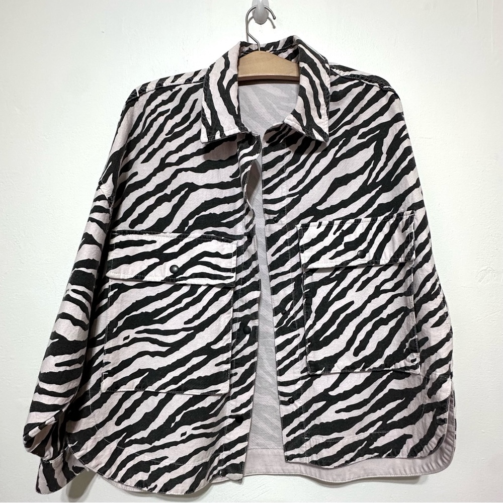 Zara Zebra Print 100% Cotton Oversized Shacket Style Longsleeves Shirt Sz XS